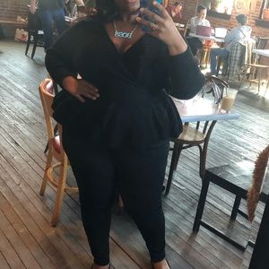 BOOHOO PLUS SIZE 16 KNITTED BLACK PEPLUM SWEATER